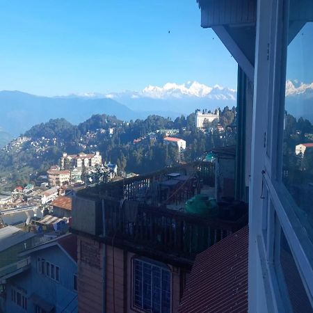 Hotel Golden Potala, Darjeeling Дарджилінг Екстер'єр фото